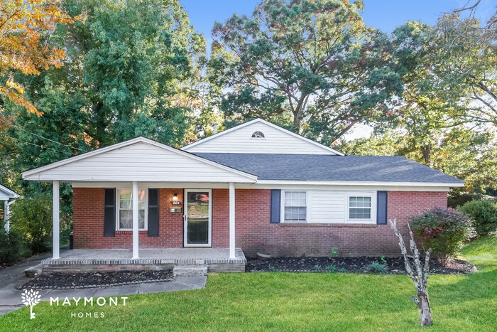 204 Cherryview Ln in Winston-Salem, NC - Building Photo