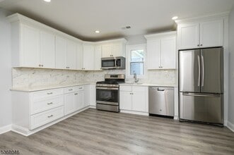 32 Woodland Ave in Morristown, NJ - Building Photo - Building Photo
