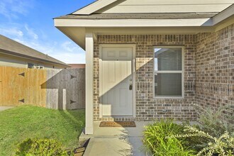 22156 Juniper Crossing Dr in New Caney, TX - Building Photo - Building Photo