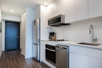 1415 Avenue Overdale in Montréal, QC - Building Photo - Building Photo