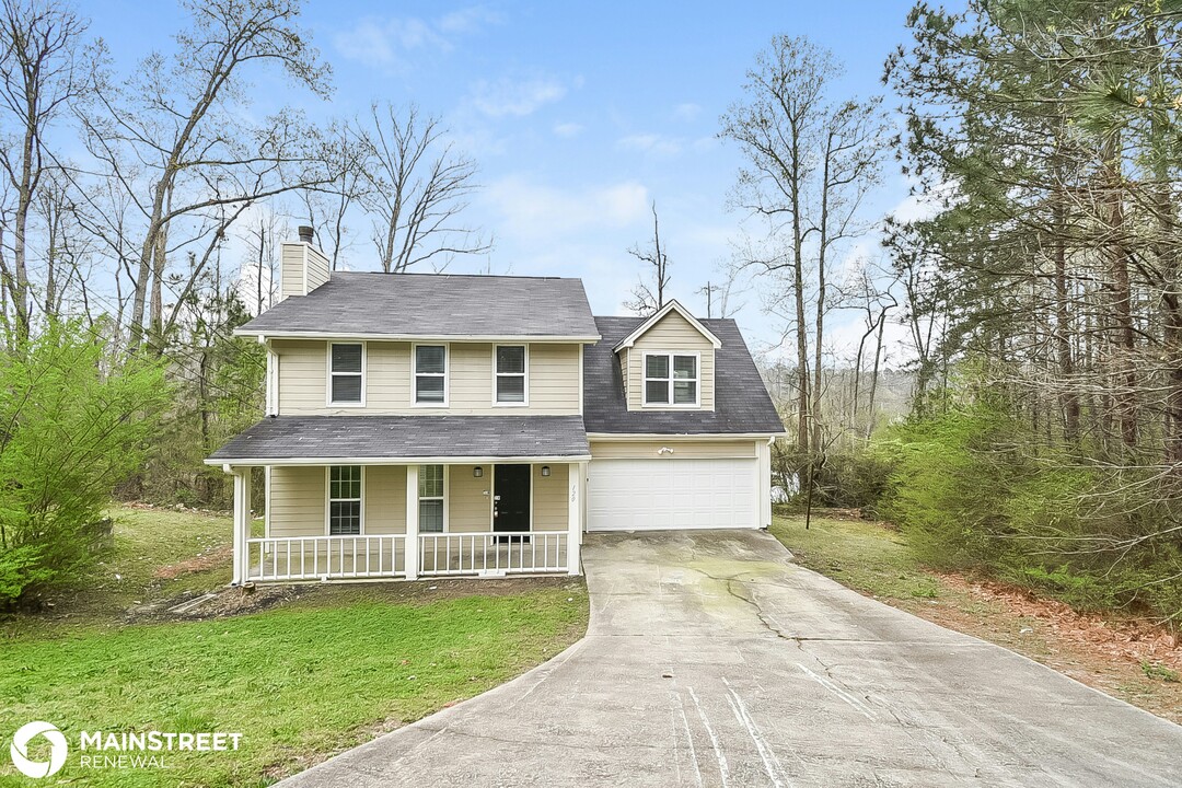 120 Woody Path Ln in College Park, GA - Foto de edificio