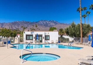 4493 E 7 Lakes Dr in Palm Springs, CA - Building Photo - Building Photo