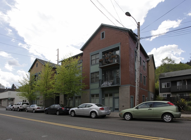 La Stella Apartments in Portland, OR - Foto de edificio - Building Photo