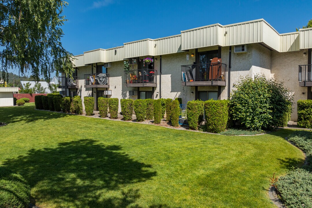 Colfax Sandhill Apartments in Spokane, WA - Foto de edificio