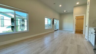 3680 Broad St in San Luis Obispo, CA - Building Photo - Building Photo