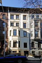 112 W 80th St in New York, NY - Building Photo - Building Photo