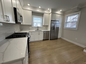 2 Rossmore Rd, Unit 2 in Boston, MA - Building Photo - Building Photo