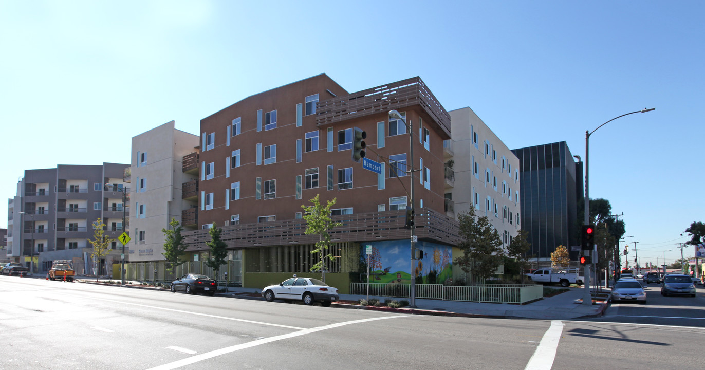 Seven Maples Senior Apartments in Los Angeles, CA - Building Photo