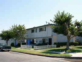 549 Penrose Dr Apartments