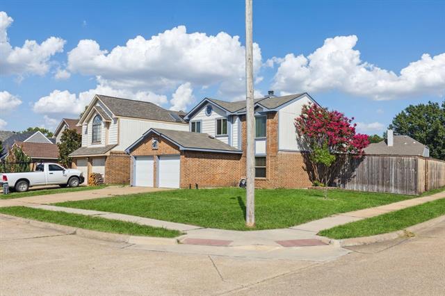2068 Sienna Trail in Lewisville, TX - Building Photo - Building Photo
