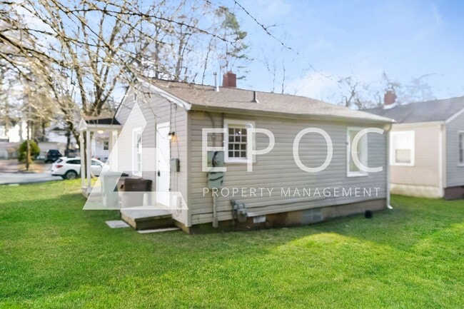 909 Grant St in High Point, NC - Building Photo - Building Photo