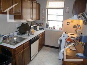327 Summit Ave in Boston, MA - Building Photo - Building Photo