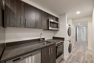 163 Ludlow St in New York, NY - Building Photo - Building Photo