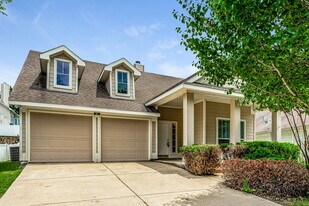 317 Creekview Dr in Anna, TX - Building Photo