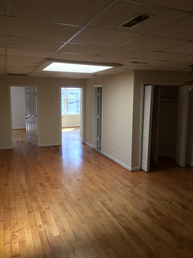 815 W Broad St, Unit B in Richmond, VA - Building Photo - Building Photo