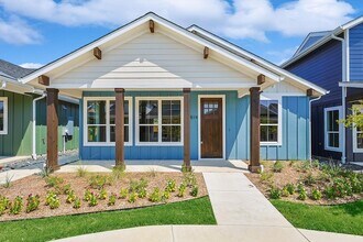 514 Woodside Trl in Waxahachie, TX - Building Photo - Building Photo