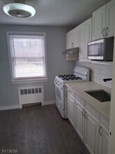 1537 St Georges Ave in Roselle, NJ - Building Photo - Building Photo