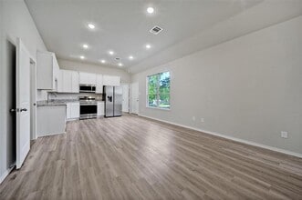 1307 St Lawrence River Rd in Conroe, TX - Building Photo - Building Photo