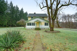 117 Benthein Rd in Elma, WA - Building Photo