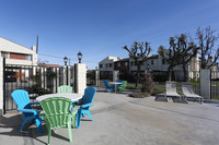 Cypress Townpark Apartments in Cypress, CA - Building Photo - Building Photo