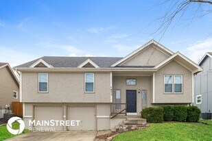 1473 W Mulberry St in Olathe, KS - Building Photo