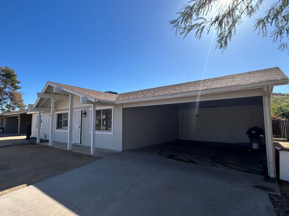 1817 W Wood Dr in Phoenix, AZ - Building Photo