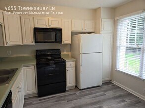 4655 Townesbury Ln in Raleigh, NC - Building Photo - Building Photo