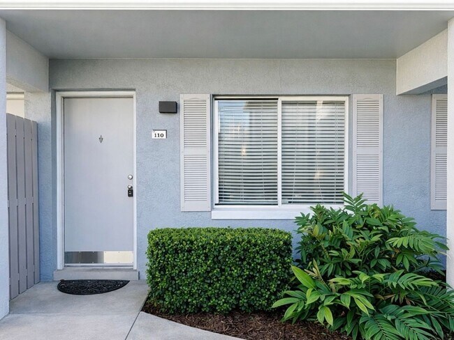 125 Water Front Way in Altamonte Springs, FL - Foto de edificio - Building Photo