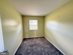 4306 Eileen Ct in Woodbridge, VA - Building Photo - Building Photo