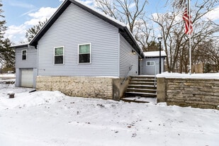 N95W26567 County Rd Q in Lisbon, WI - Building Photo