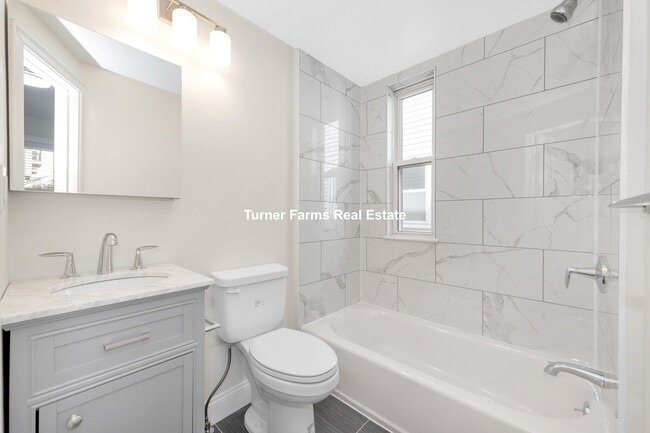 16 O St, Unit 2 in Boston, MA - Building Photo - Building Photo