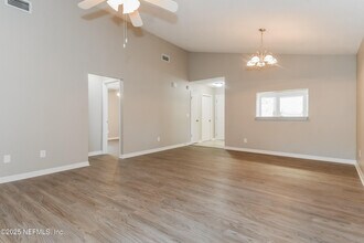 2217 Destine Ln in Atlantic Beach, FL - Building Photo - Building Photo
