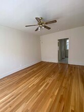 6334 N Magnolia Ave, Unit 2W in Chicago, IL - Building Photo - Building Photo