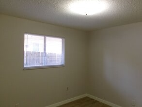 317 Bessie St in Medford, OR - Building Photo - Building Photo