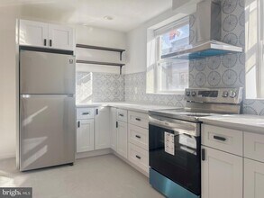 3905 Claridge St in Philadelphia, PA - Building Photo - Building Photo