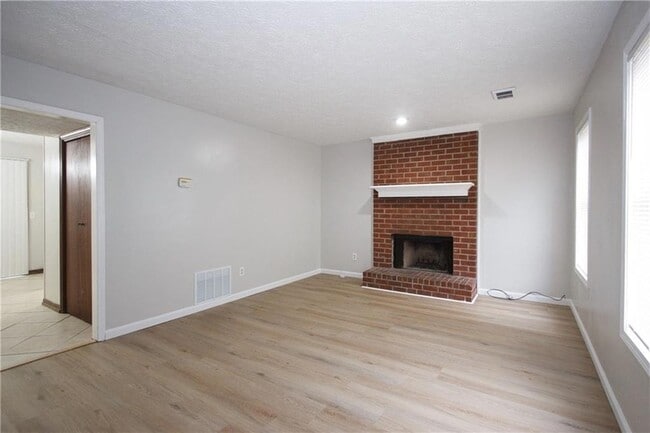 948 Waverly Ct in Norcross, GA - Building Photo - Building Photo