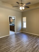 517 Winding Way in Fredericksburg, TX - Building Photo - Building Photo