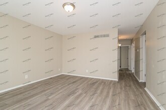 1658 Boardwalk Ave in Florissant, MO - Building Photo - Building Photo