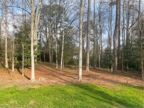 516 Faith St in Marietta, GA - Building Photo - Building Photo