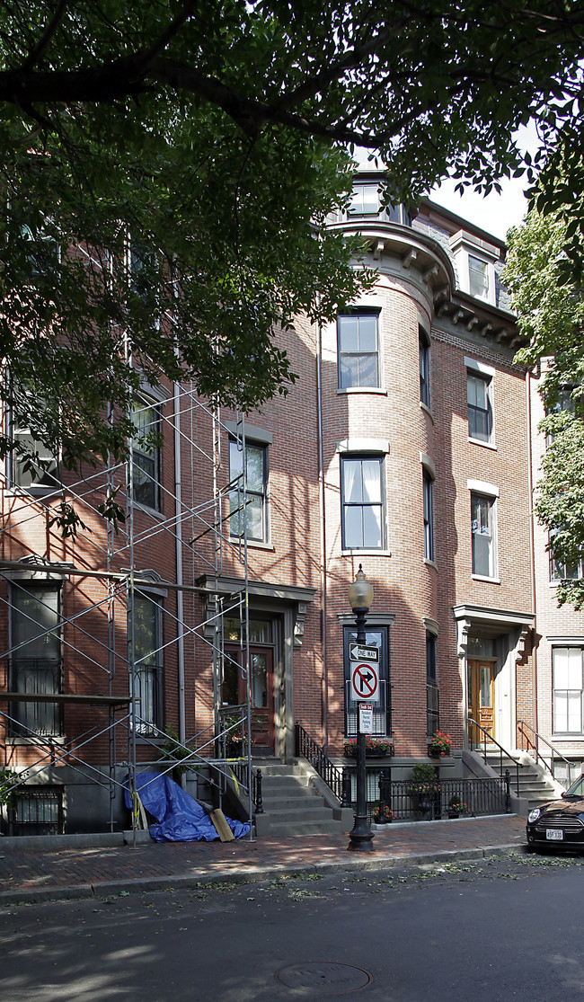 70 Waltham St in Boston, MA - Building Photo - Building Photo
