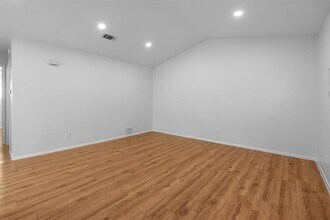 12801 Copper Cliff Ave in Austin, TX - Building Photo - Building Photo