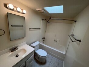 3319 N Dodge Blvd in Tucson, AZ - Building Photo - Building Photo