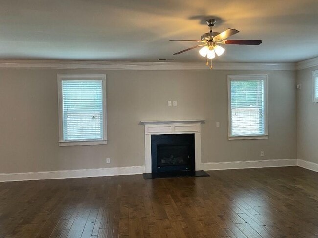 1011 Virginia Oak Ln in Lawrenceville, GA - Building Photo - Building Photo