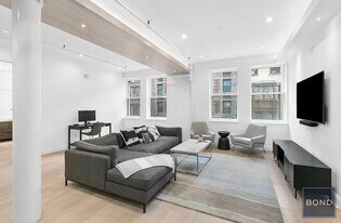 9 E 16th St in New York, NY - Building Photo