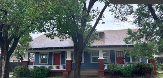 property at 110 SE 22nd Ave