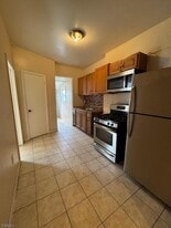 712 E 27th St in Paterson, NJ - Building Photo