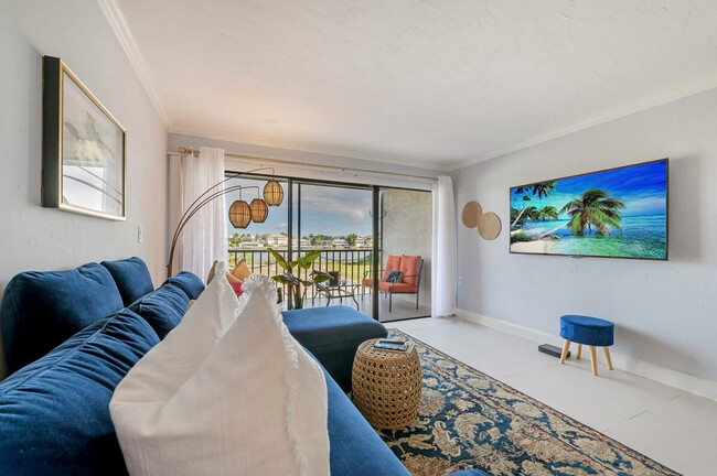 property at 260 Southbay Dr