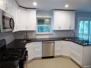 29 Dorothy Dr in Monroe, NY - Building Photo - Building Photo
