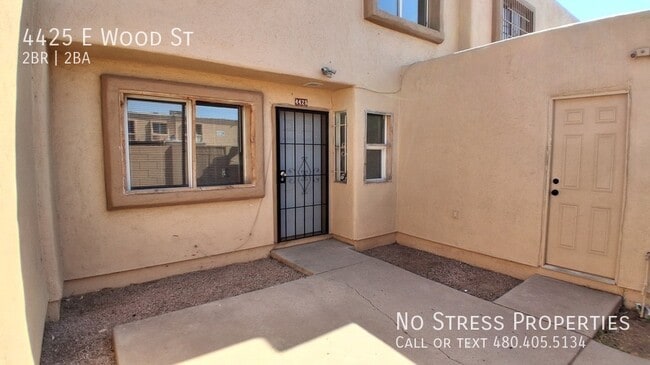 property at 4425 E Wood St