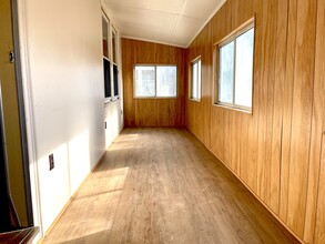27 Murray Hill Rd, Unit 2nd fl in Cambridge, MA - Foto de edificio - Building Photo